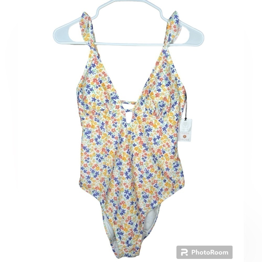 Shade & Shore floral 1pc swimsuit M 8-10